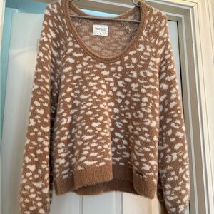 Abercrombie & Fitch Brown and Cream Patterned Sweater
